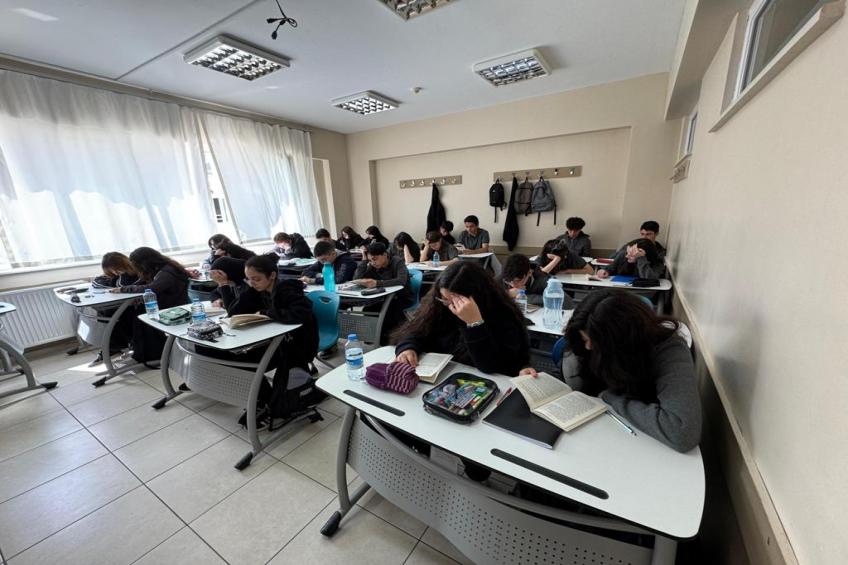 KİTAP OKUMA SAATİMİZ
