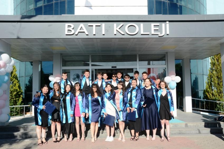 SINIF MEZUNİYET FOTOĞRAFLARI
