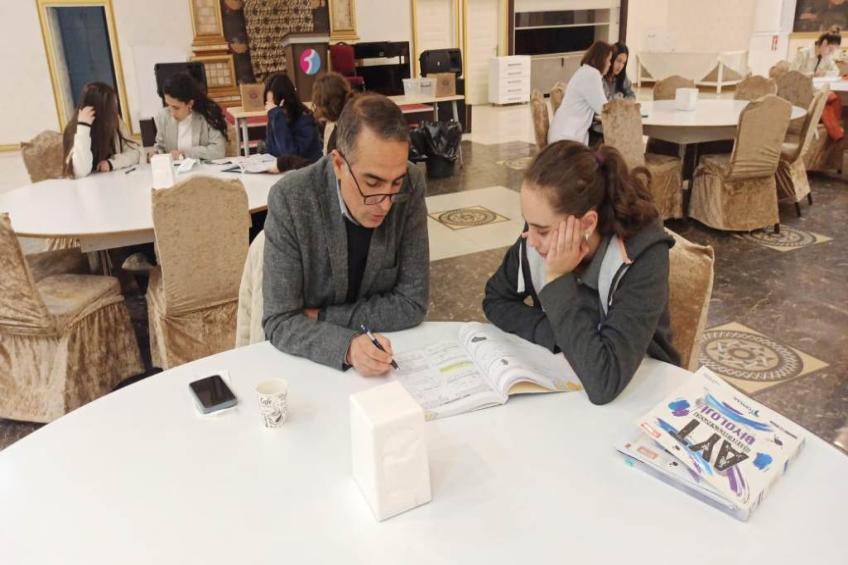 12.Sınıf Öğrencilerimizle Soru Çözümlerimize Son Sürat Devam Ediyoruz