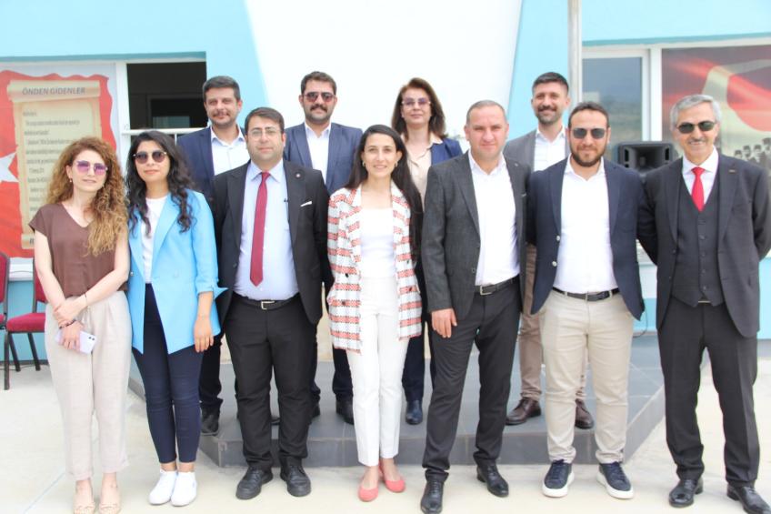 Batı Fen Lisesi 12. SINIF ÖĞRETMEN KADROSU
